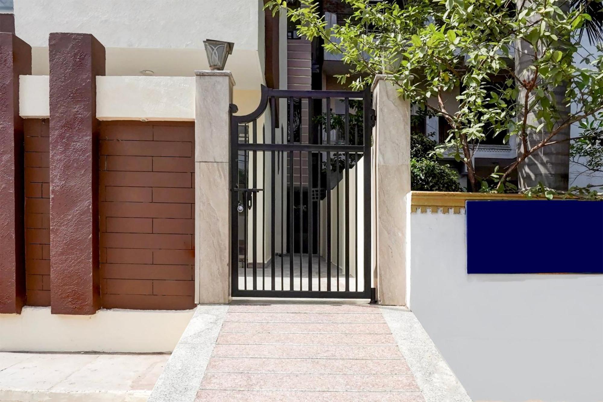 Super Collection O Sector 70 Noida Hotel Exterior photo